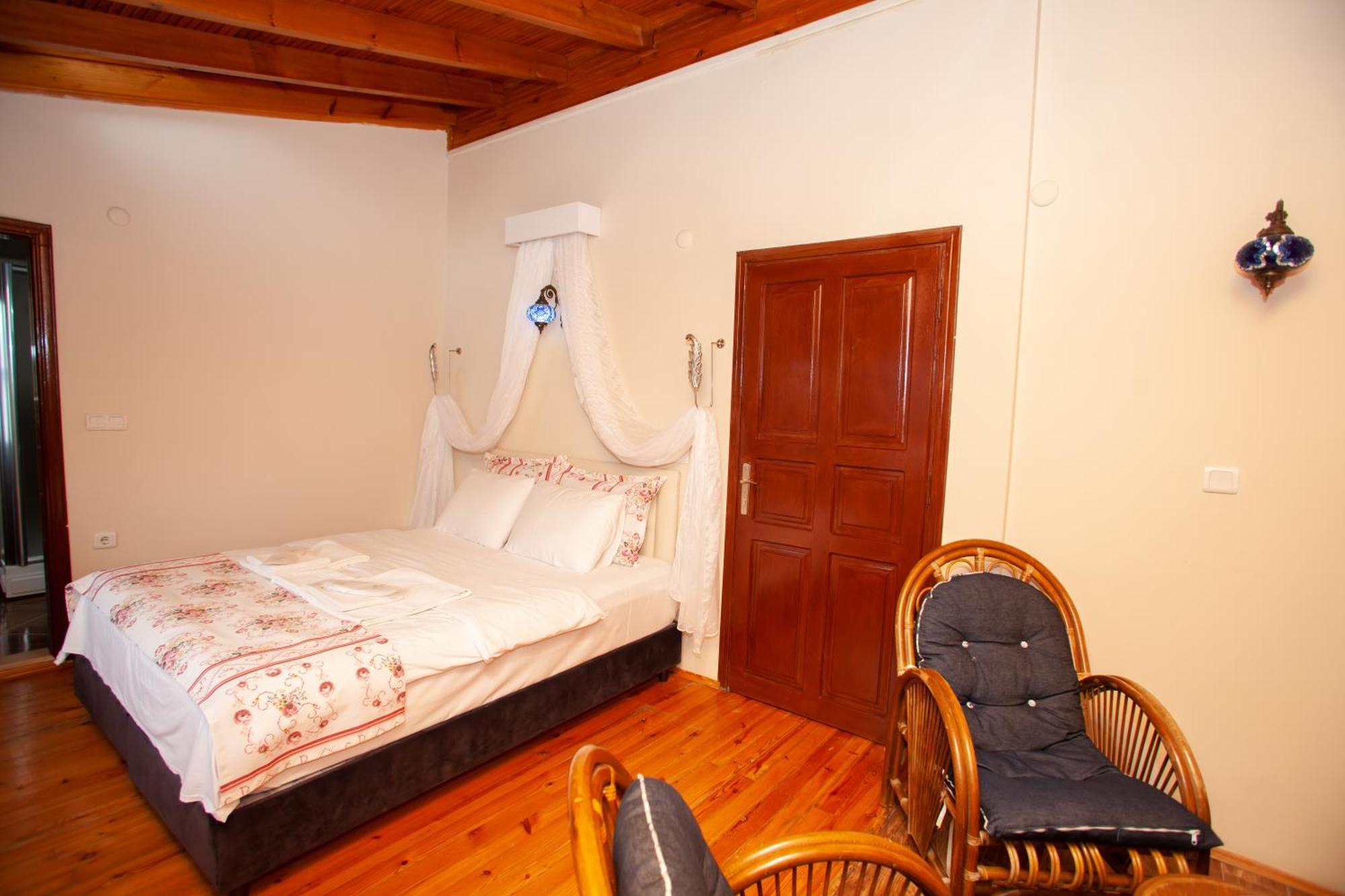 Tias Shelale Otel Ава Екстериор снимка