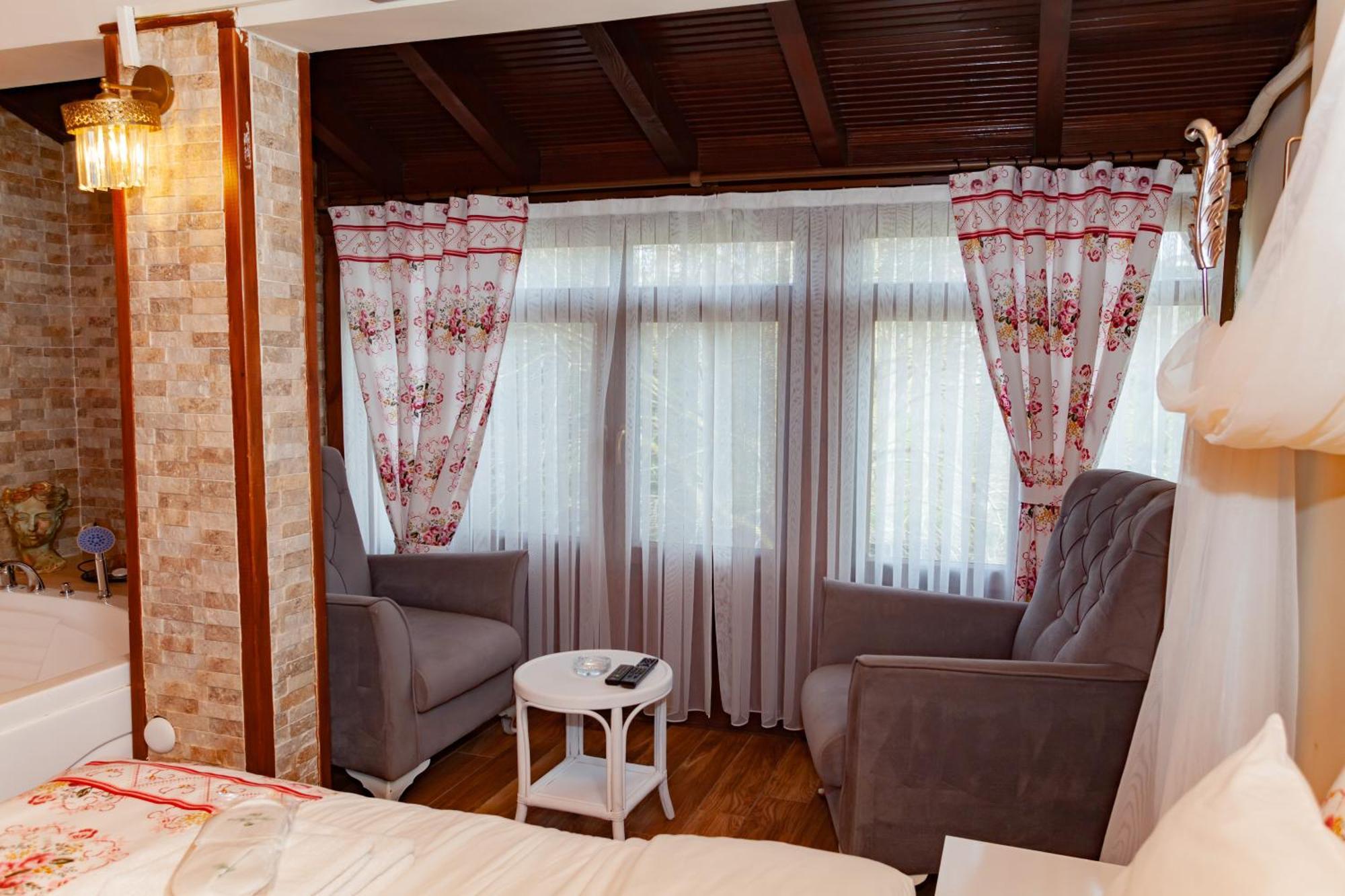Tias Shelale Otel Ава Екстериор снимка