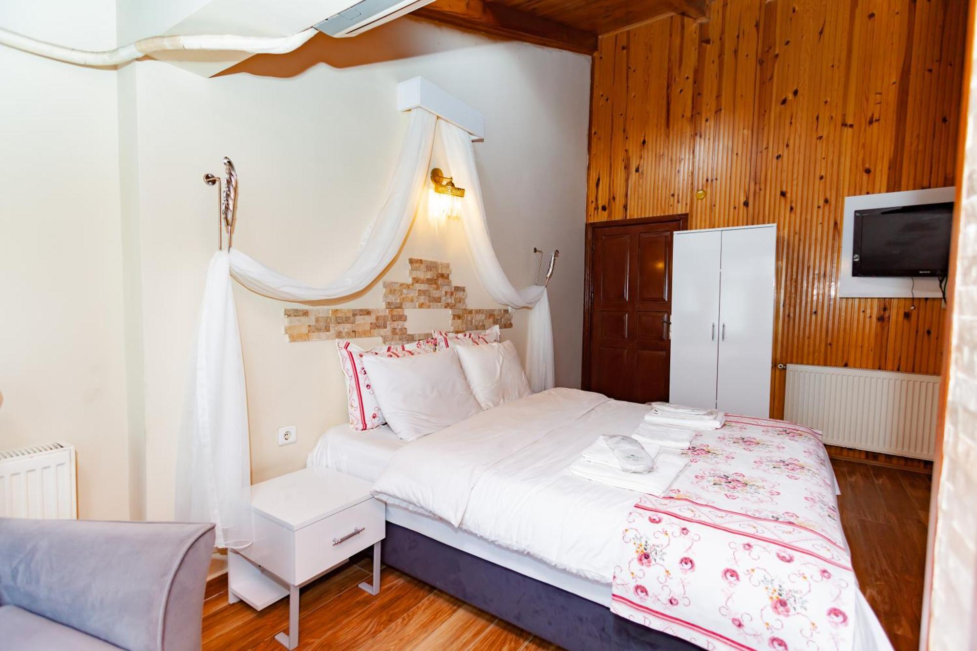 Tias Shelale Otel Ава Екстериор снимка