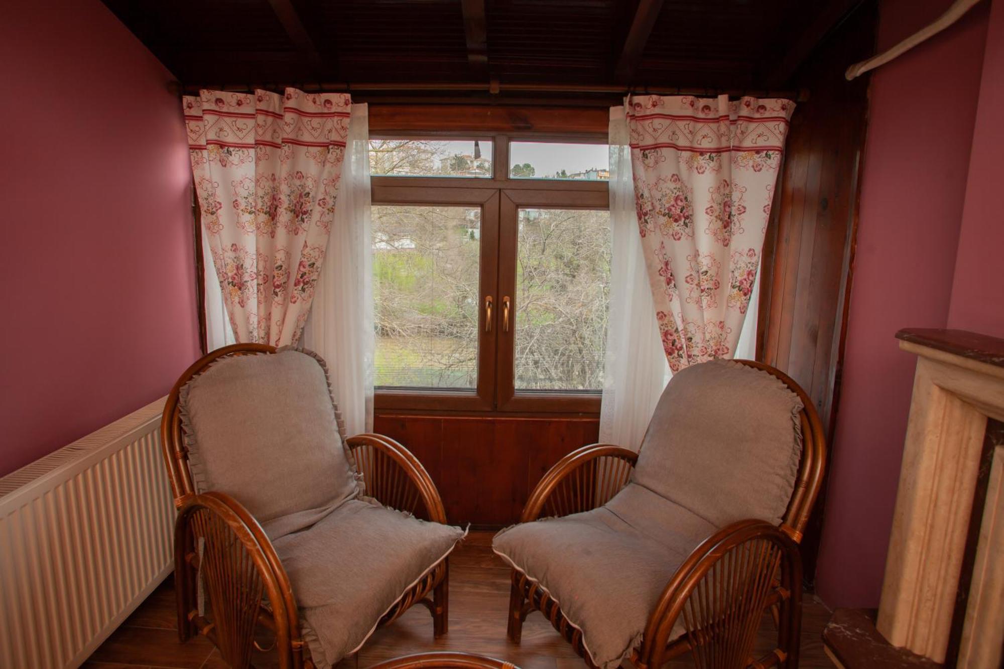 Tias Shelale Otel Ава Екстериор снимка