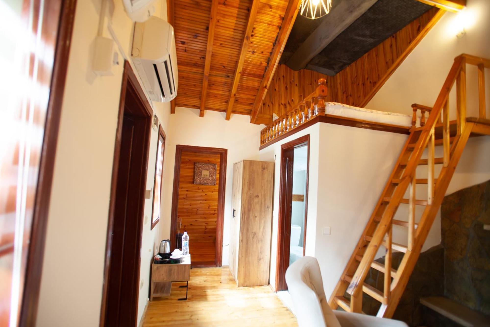 Tias Shelale Otel Ава Екстериор снимка