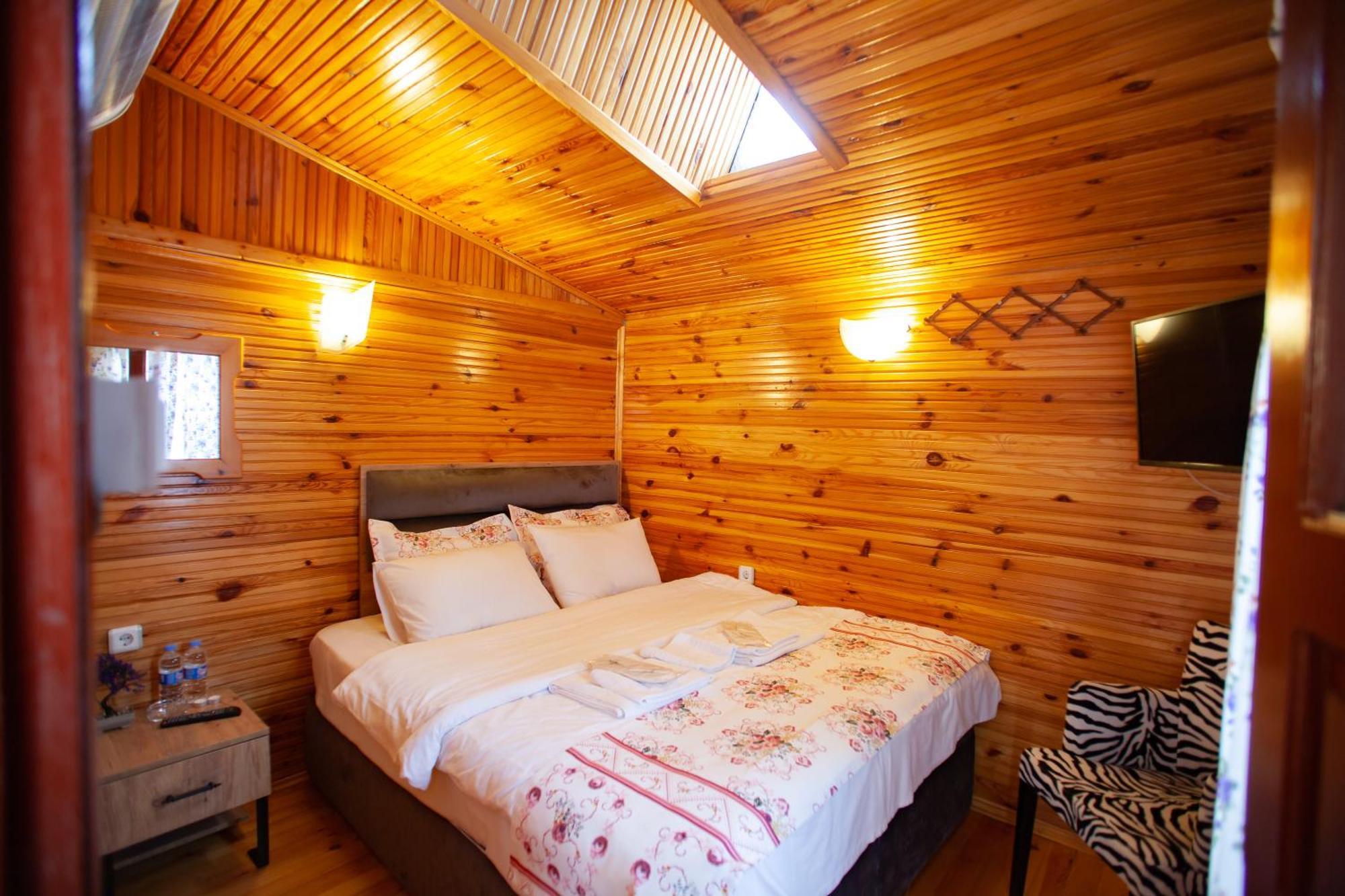Tias Shelale Otel Ава Екстериор снимка