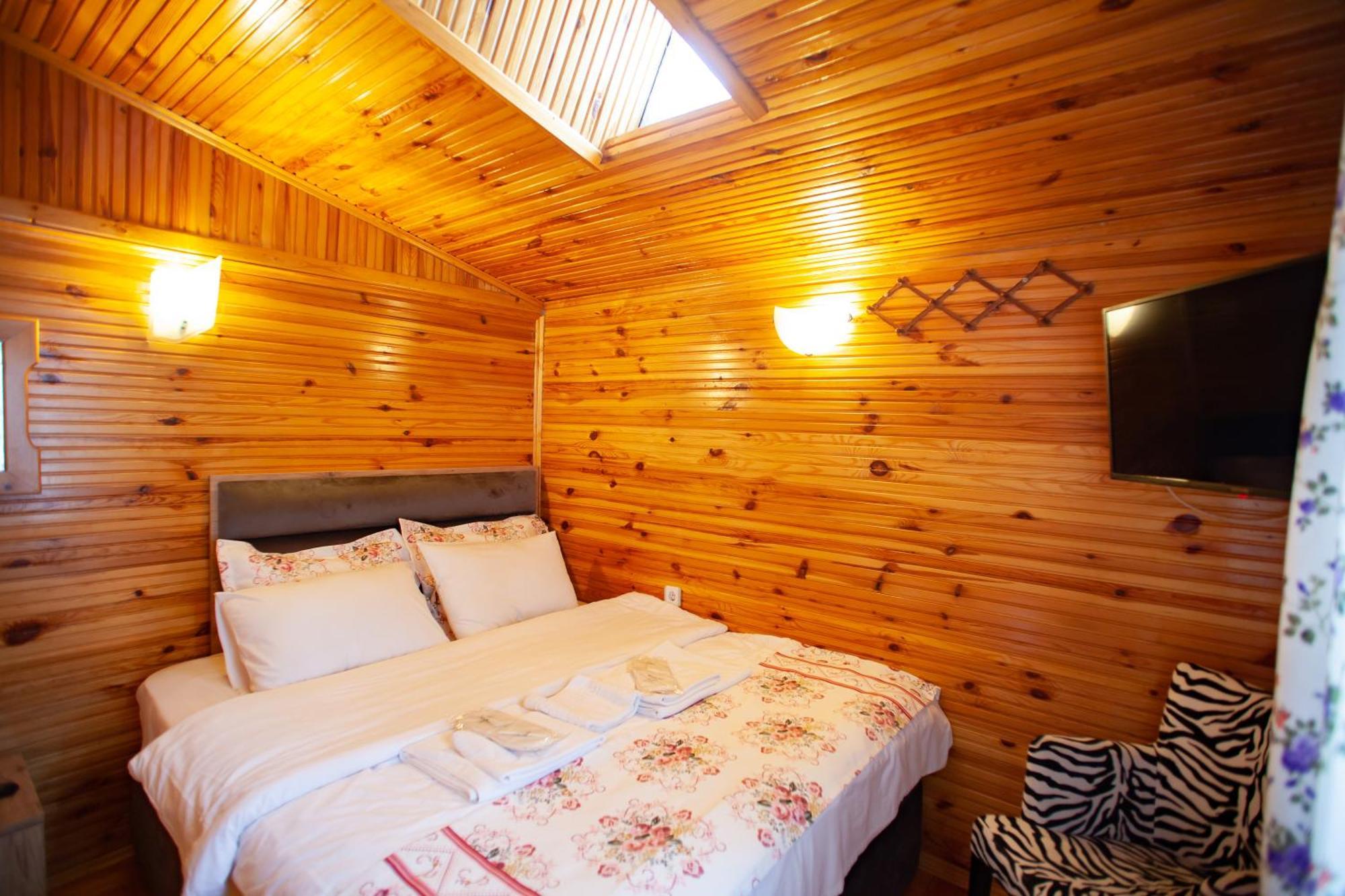 Tias Shelale Otel Ава Екстериор снимка